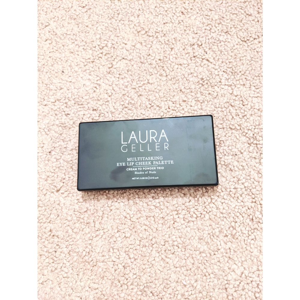 ✨5 for $25✨ Eye Lip cheek palette